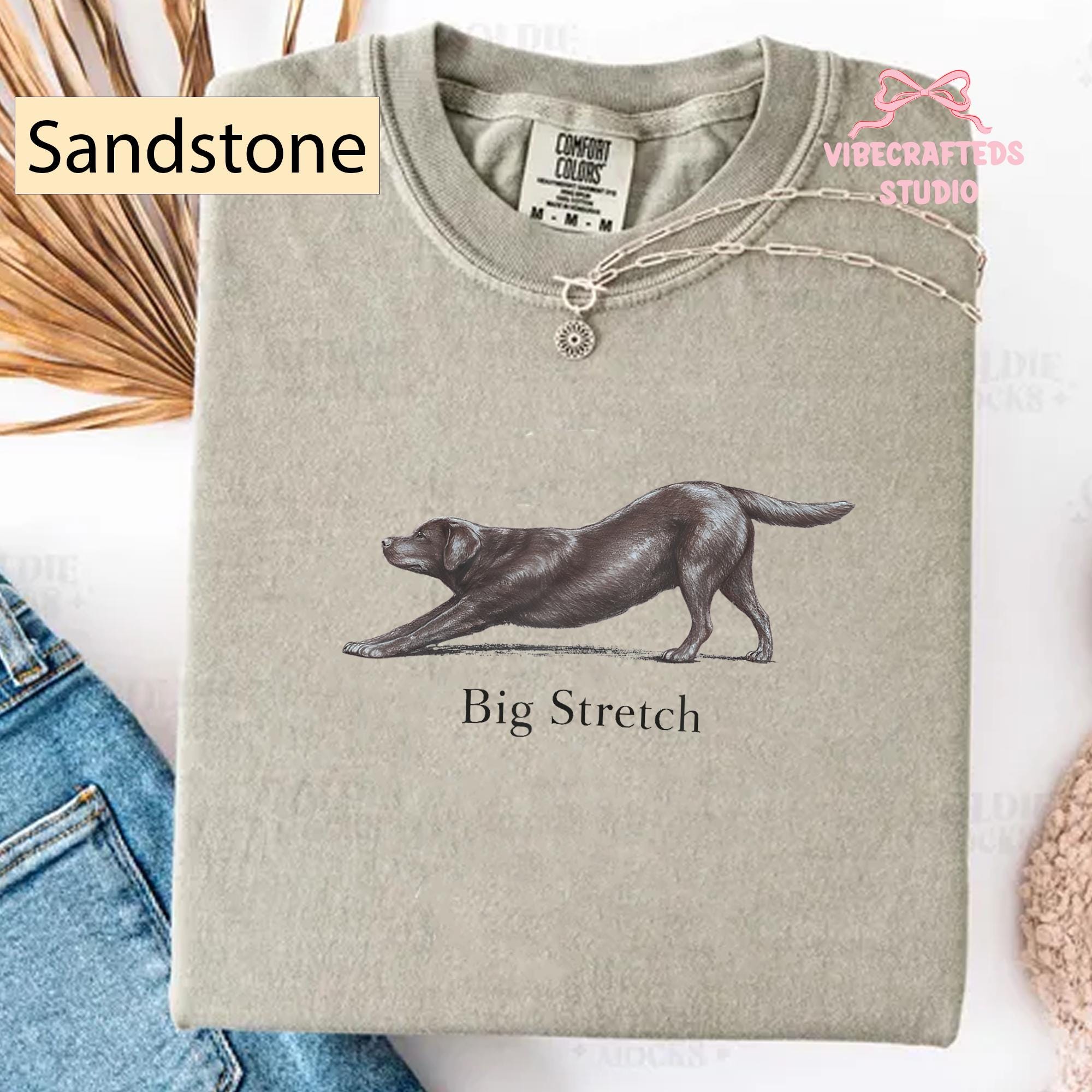 Big Stretch Chocolate Labrador Retriever Comfort Colors Stretching Lab Dog Chocolate Lab Lover Vintage Dog (1)