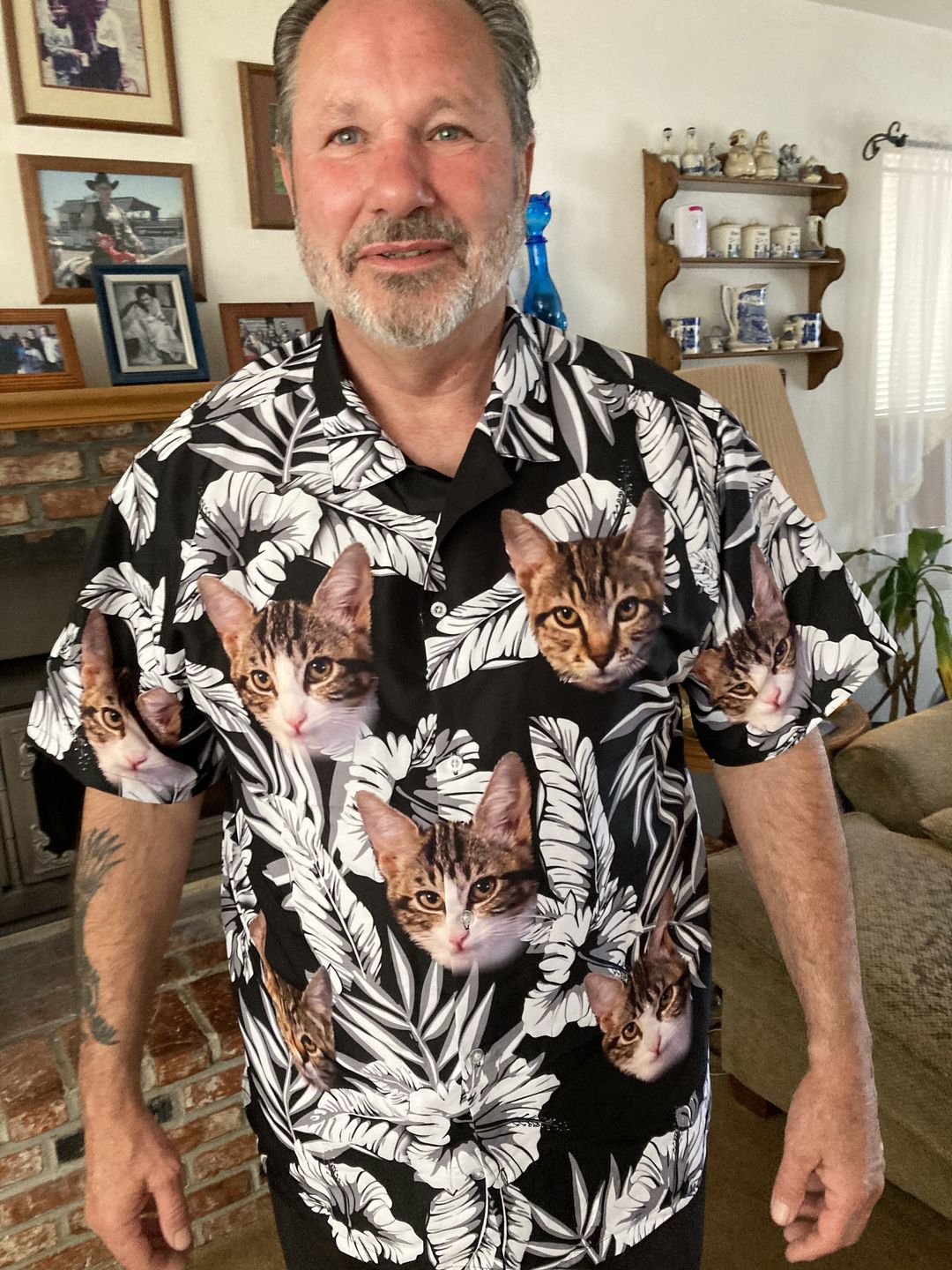 Custom Hawaiian Shirt For Cat Lovers | Personalized Kitty Lovers Gift | Flowers Pattern Black Color Aloha Shirt