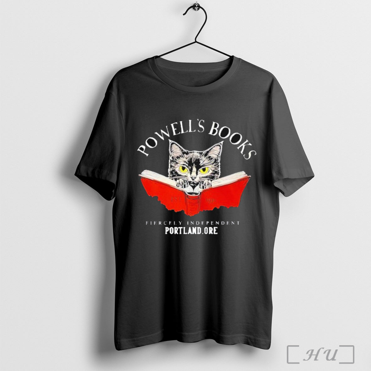 Officials Powells Books Fiercely Independent Portland Ore Est 1971 Cat T Shirt