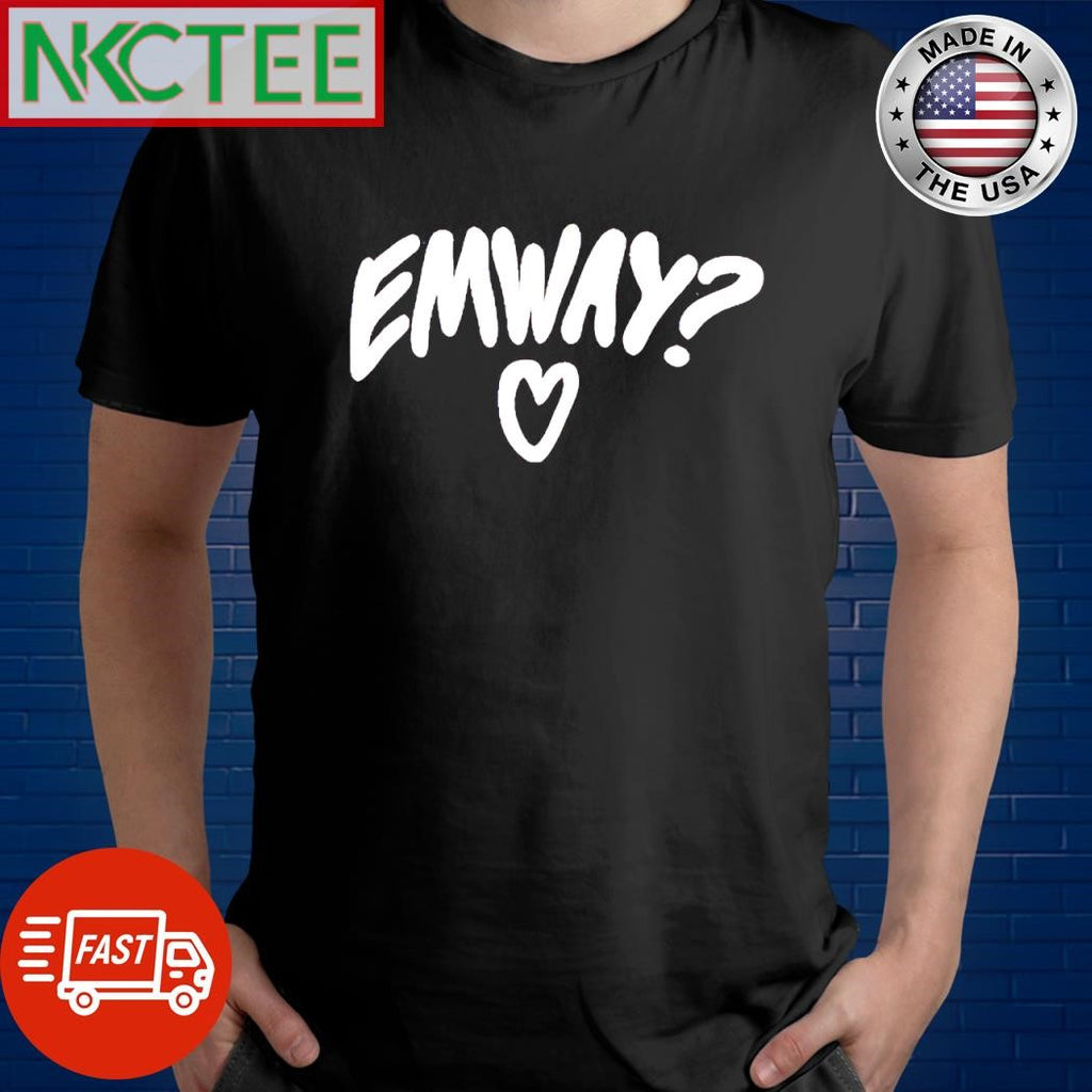 Top Emway heart shirt