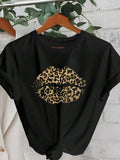 Women'WB shield Leopard Lip Print Round Neck Tee, Fashion Casual Crew Neck T-Shirt for Daily Holiday Vacation Outdoor Wear, Ladies TNF for Summer