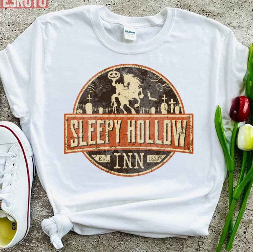 Sleepy Hollow Inn Halloween Headless Horseman Unisex T-Shirt