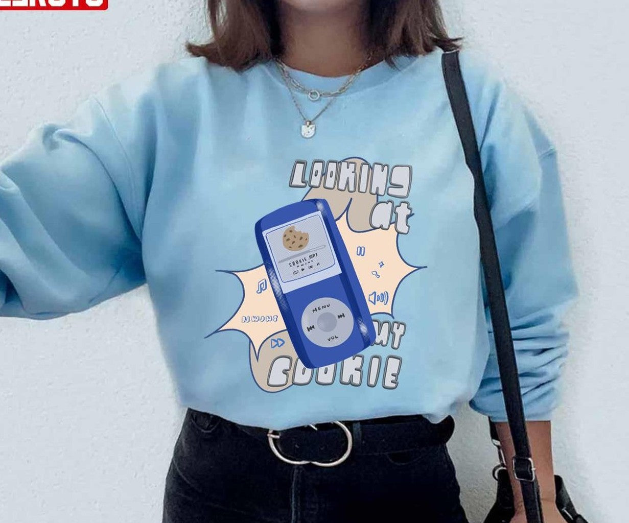 Nwjns Cookie Looking At My Cookie Newjeans Unisex Hoodie