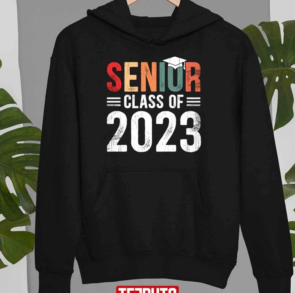 Senior Class Of 2023 Graduation Vintage Retro Unisex T-Shirt