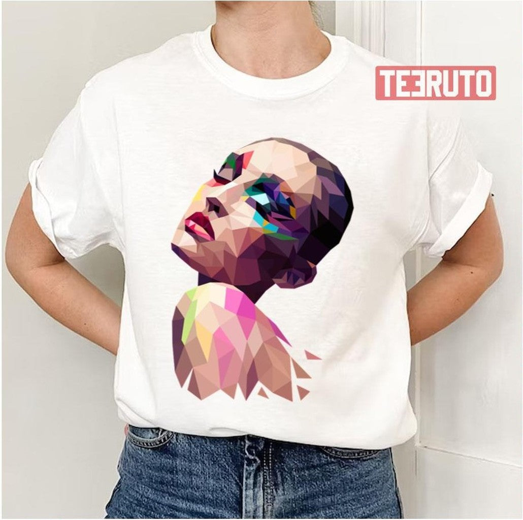Beautiful Face Ariana Grande Unisex T-Shirt