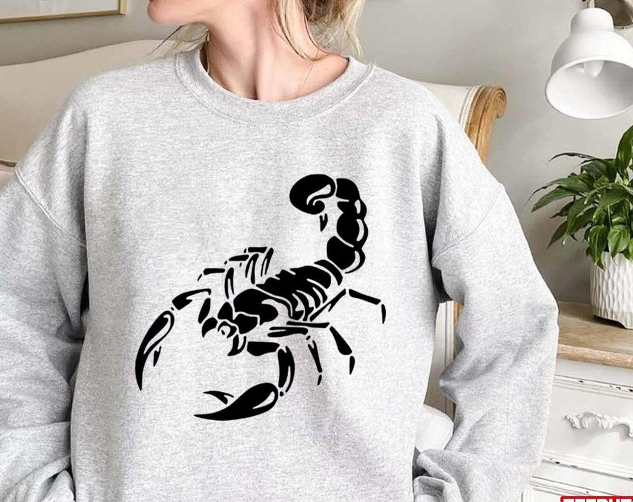 Scorpion Black Art Unisex Sweatshirt