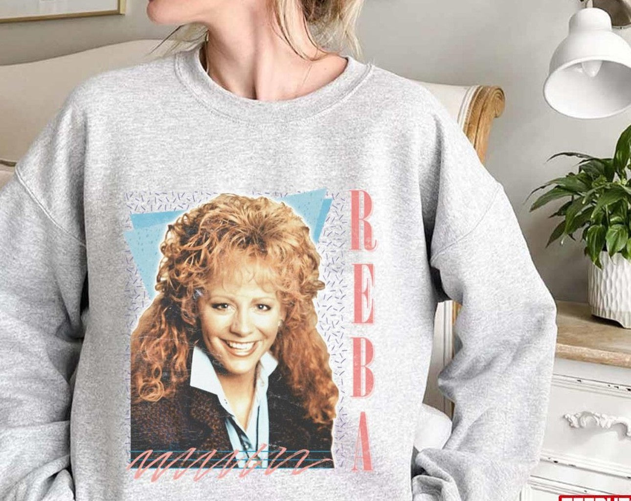 Reba Mcentire Vintage Faded 80s Style Fan Unisex Sweatshirt