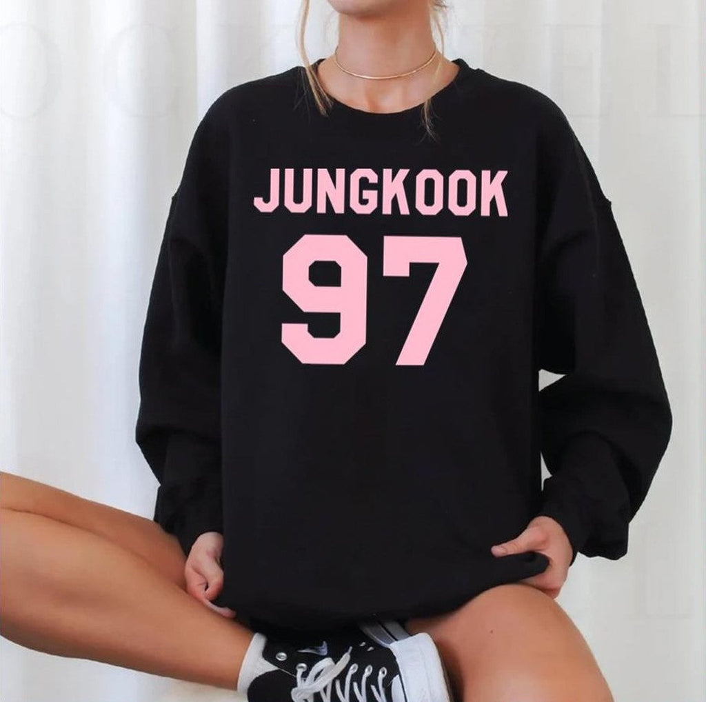 Pink Art Bts Bangtan Boys Jungkook 97 Unisex T-Shirt