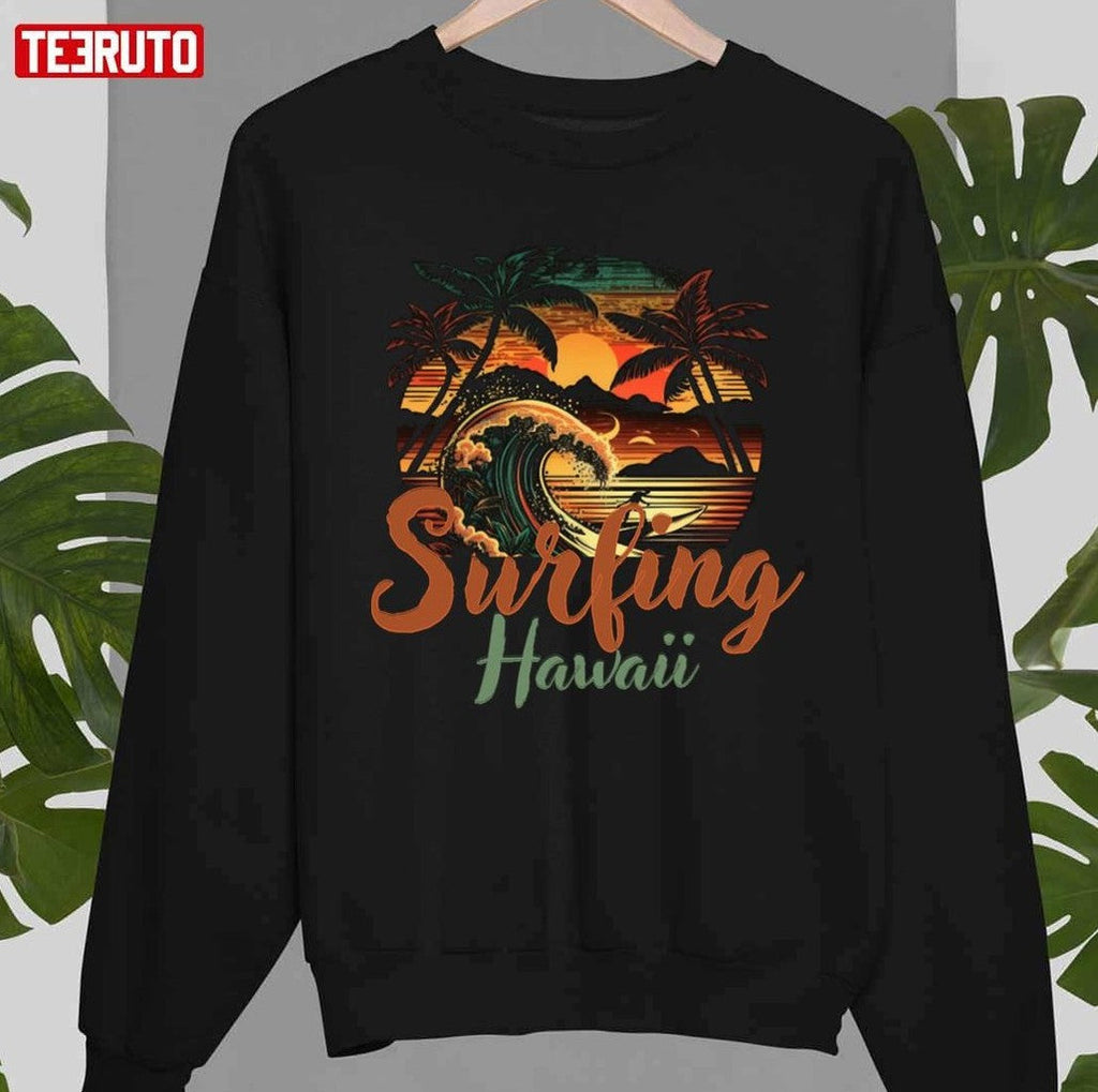 Sunset On The Beach Vintage Hawaii Surfing Label Unisex T-shirt