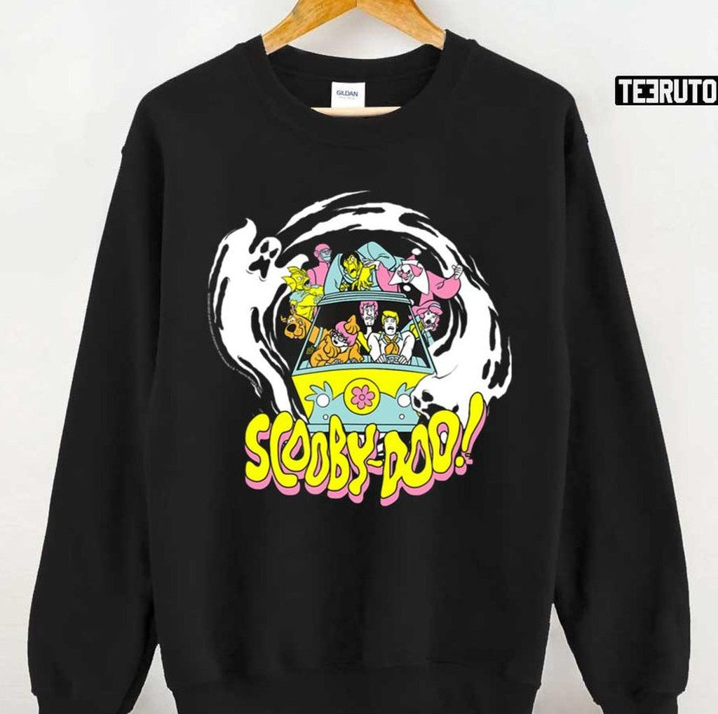 Mystery Machine Scary Ghosts Front View Scooby Doo Unisex T-Shirt