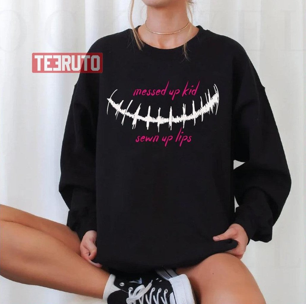 Sewn Up Lips Yungblud Unisex T-Shirt