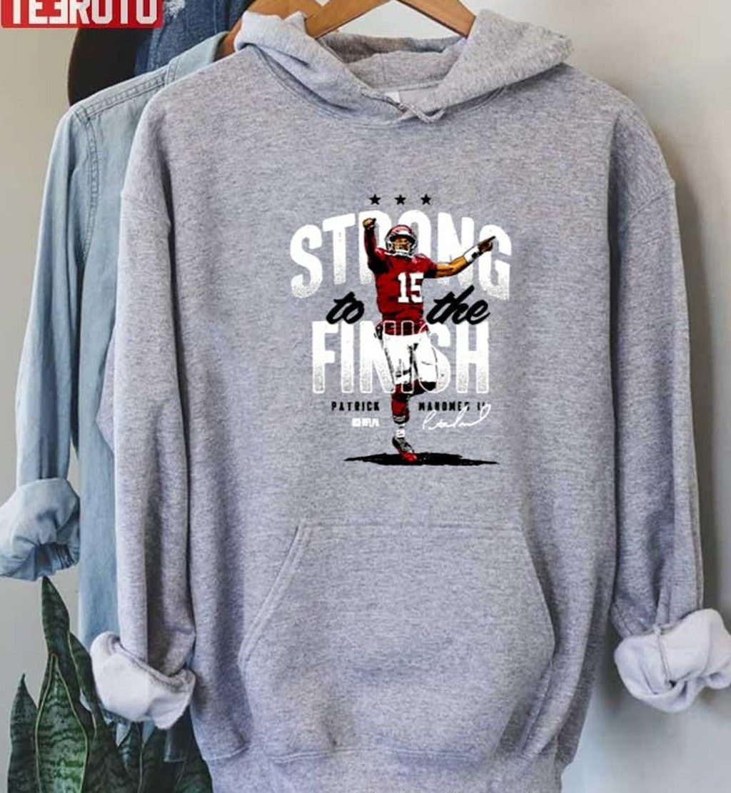 Patrick Mahomes Strong Finish Unisex T-Shirt