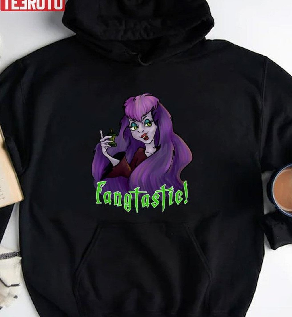 Sibella Dracula Is Fangtastic Unisex T-shirt