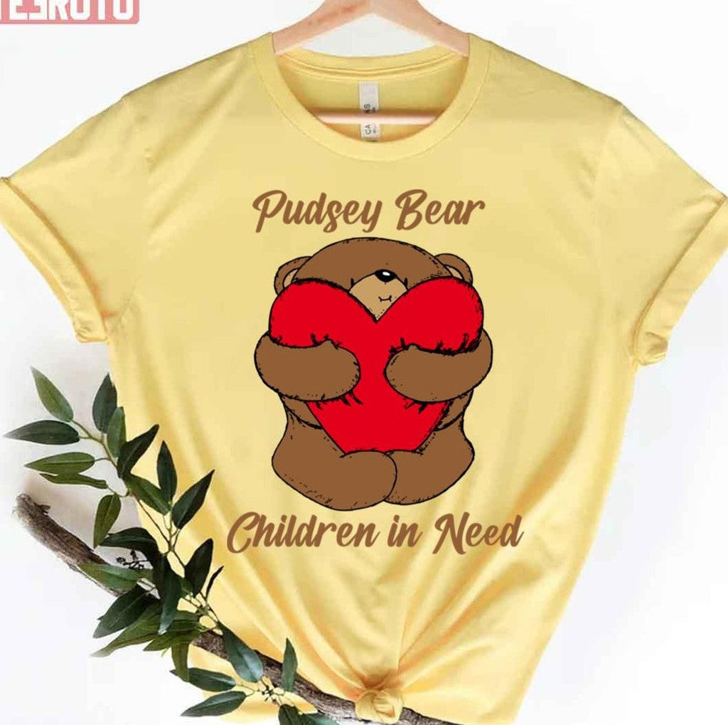 Pudsey Brown Bear Holding Big Heart Unisex T-Shirt