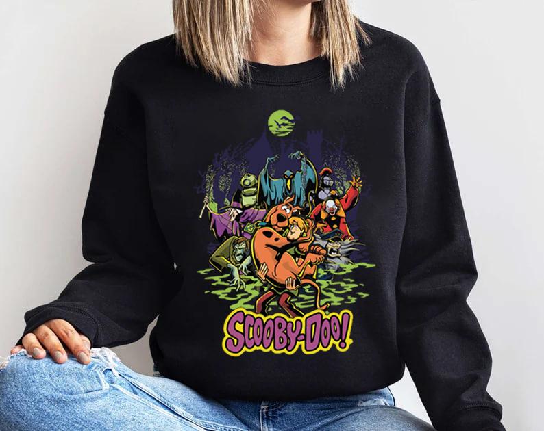 Vintage Scooby Shirt, 90s Horror Movie T-Shirt, Retro Halloween Sweatshirt, Scoopydoo T-Shirt, Vintage Horror Movie Character Tee, Vintage Halloween S