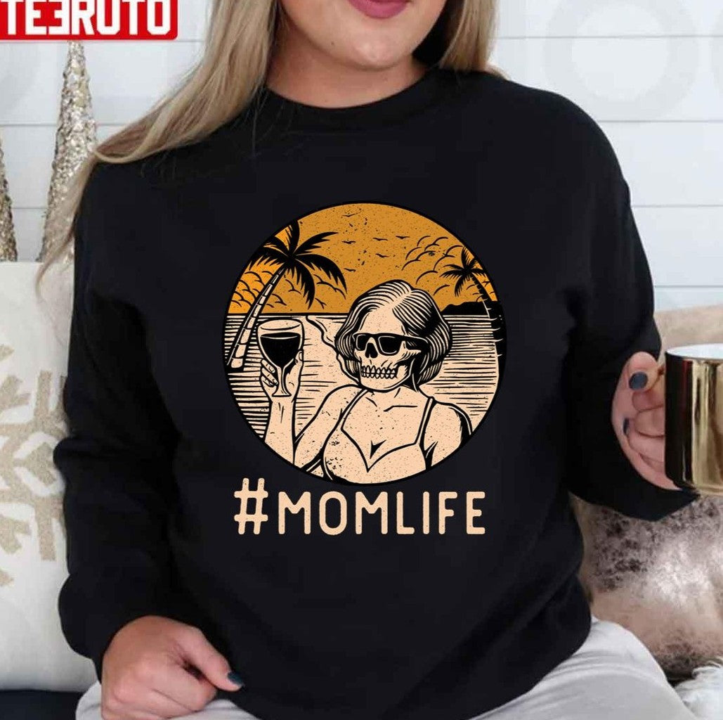Mom Life Mother Skull On Beach Happy Mother's Day 2022 Unisex Sweatshirt