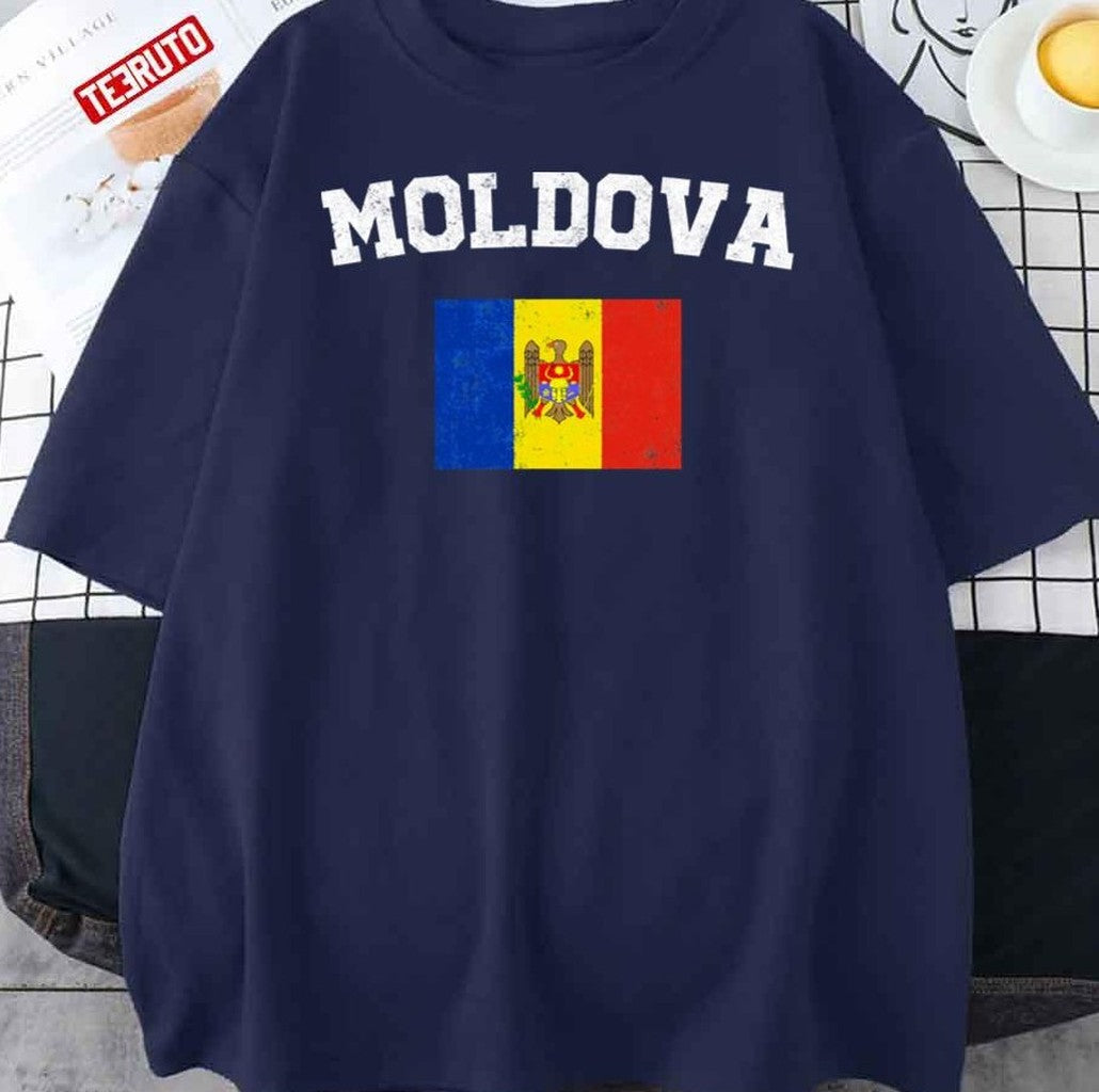 Moldovan Flag Shirt Vintage Moldova Unisex T-Shirt
