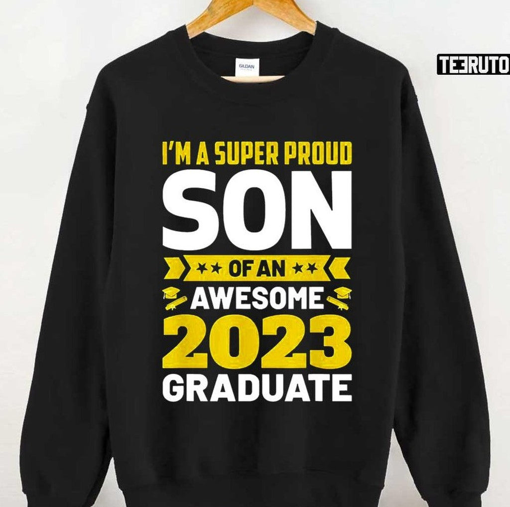 Proud Son Of An Awesome 2023 Graduate Senior Graduation Unisex T-Shirt