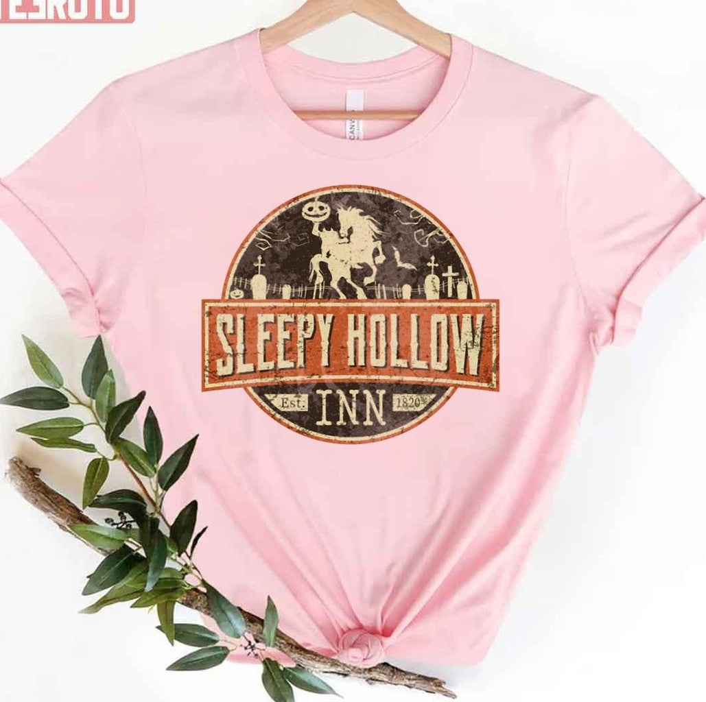 Sleepy Hollow Inn Halloween Headless Horseman Unisex T-Shirt
