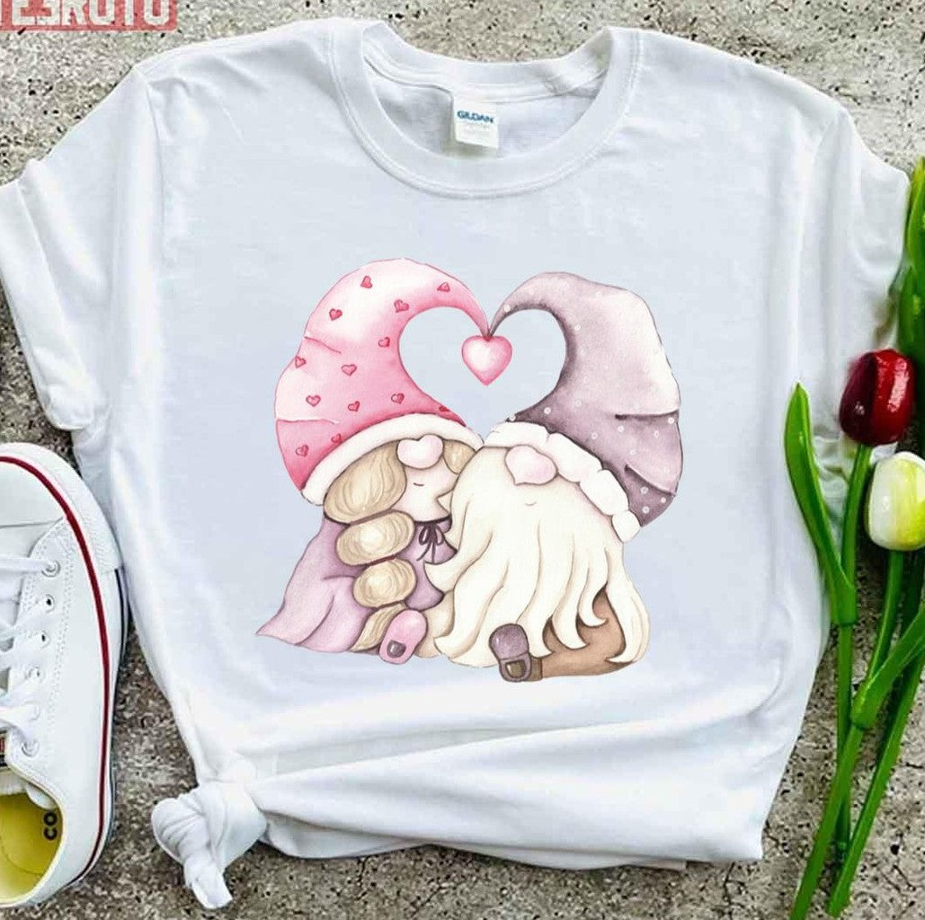 Sweet Valentine's Day Gnomes Unisex T-Shirt