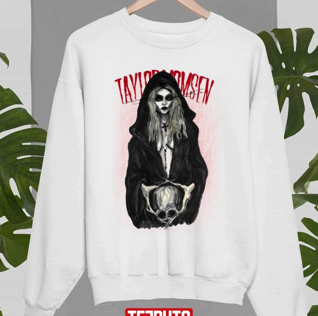 Taylor Michel Momsen Holding A Skull The Pretty Reckless Unisex Sweatshirt