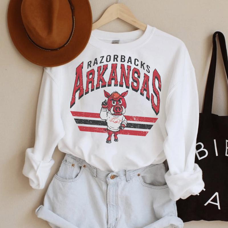 Vintage Arkansas Razorbacks Football Sweatshirt, Classic Sport Sweatshirt, Comfort Women's Wear, Gift for Fans, Men, Unisex Collection HS0022