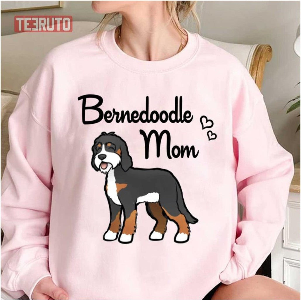 Bernedoodle Mom Dog Lovers Unisex Sweatshirt