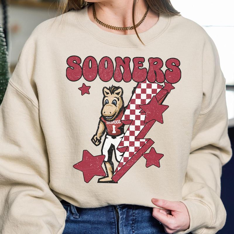 Oklahoma Sooners Vintage NCAA Sweatshirt, University Sport Shirt, Classic Gift for Football Fans, Women, Cotton Comfort, Vintage Pullover, Style