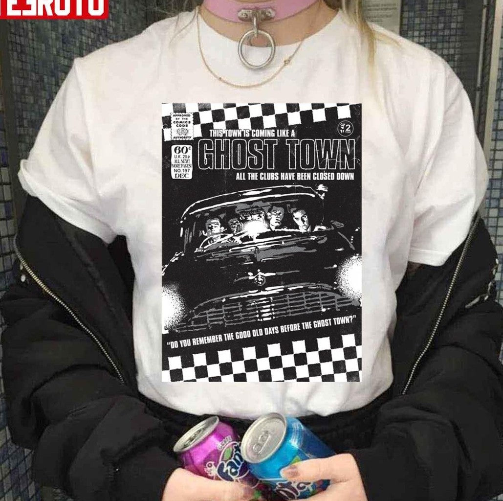 Black And White Ghost Town Vintage Halloween Unisex Sweatshirt