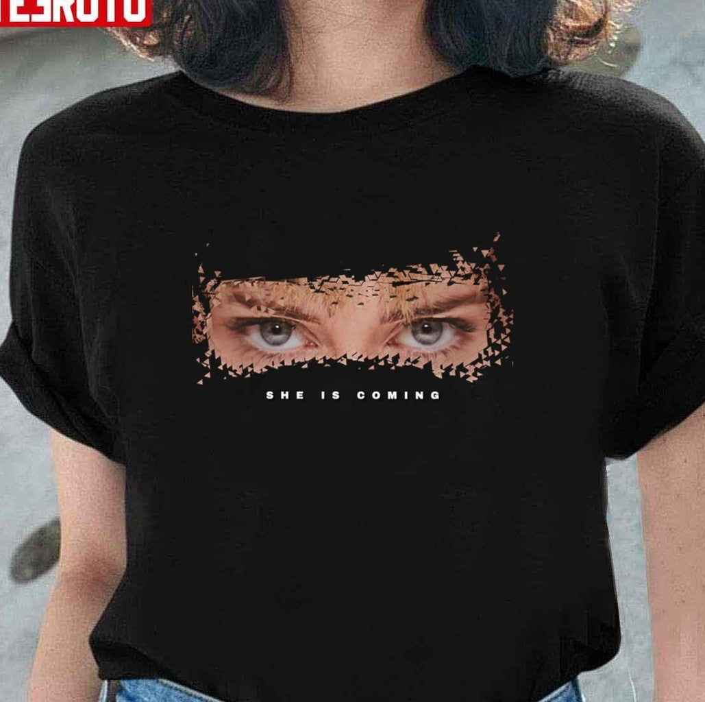 She Is Coming Miley Cyrus Eyes Unisex T-Shirt
