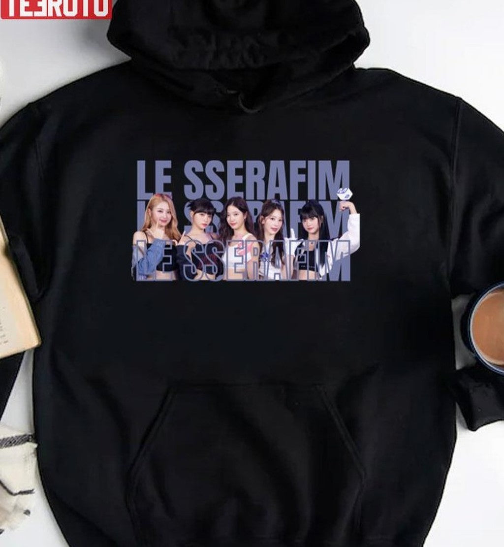 Beautiful Girls Le Sserafim Group Graphic Unisex T-Shirt