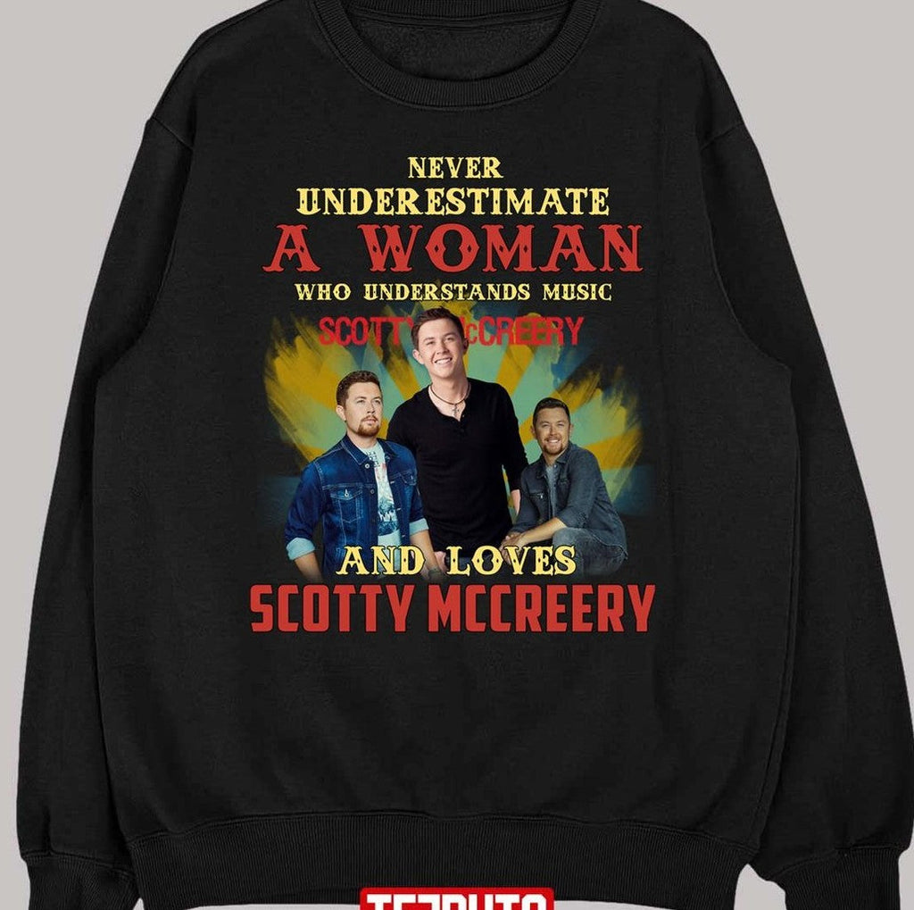 Never Underestimate A Woman Who Loves Scotty Mccreery Unisex T-Shirt