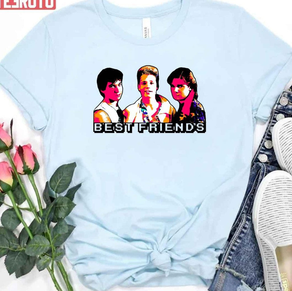 Best Friends Read More Comics Unisex T-Shirt