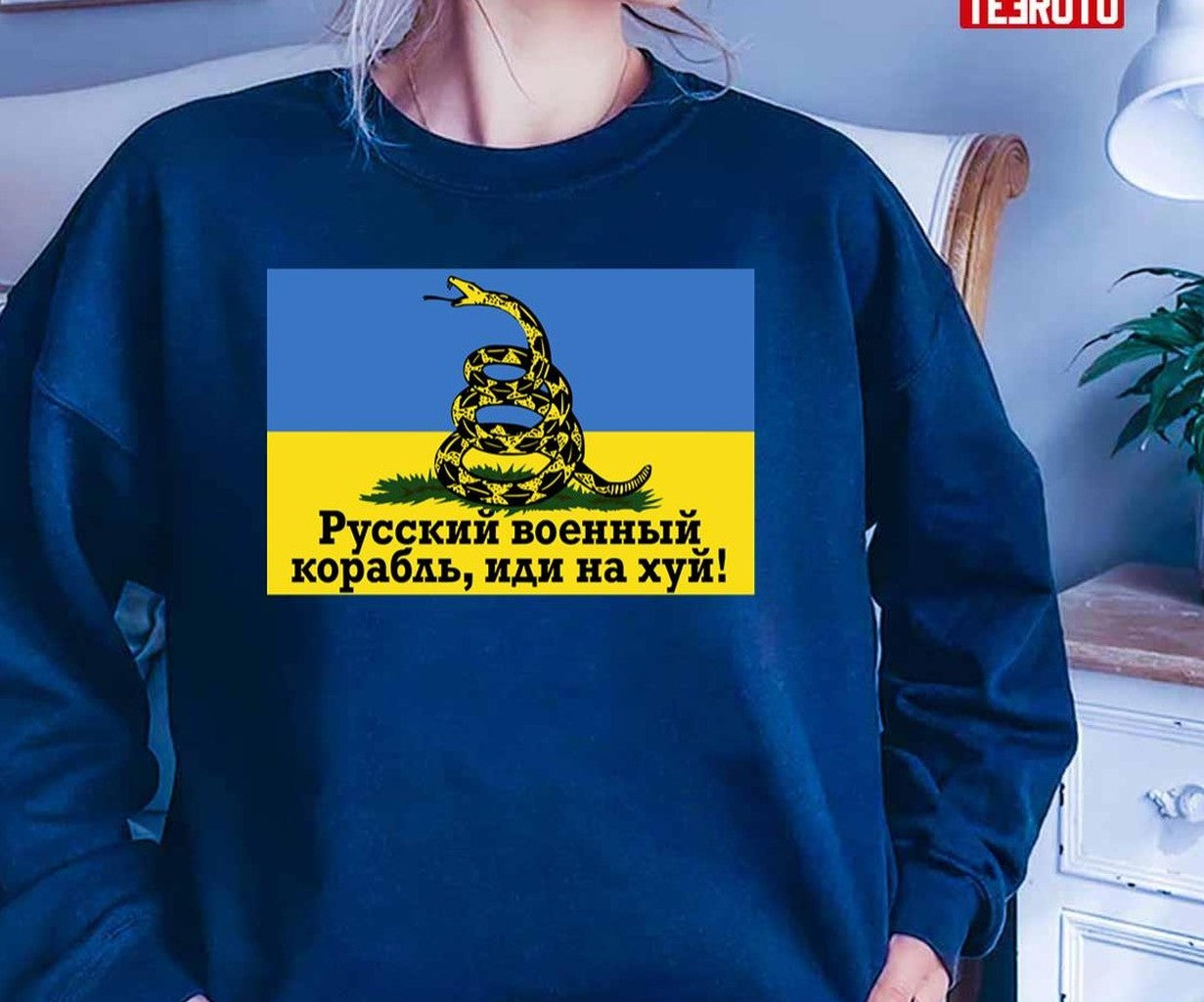 Russian Warship Go Fuck Yourself Snake Ukrainian Flag Unisex T-Shirt