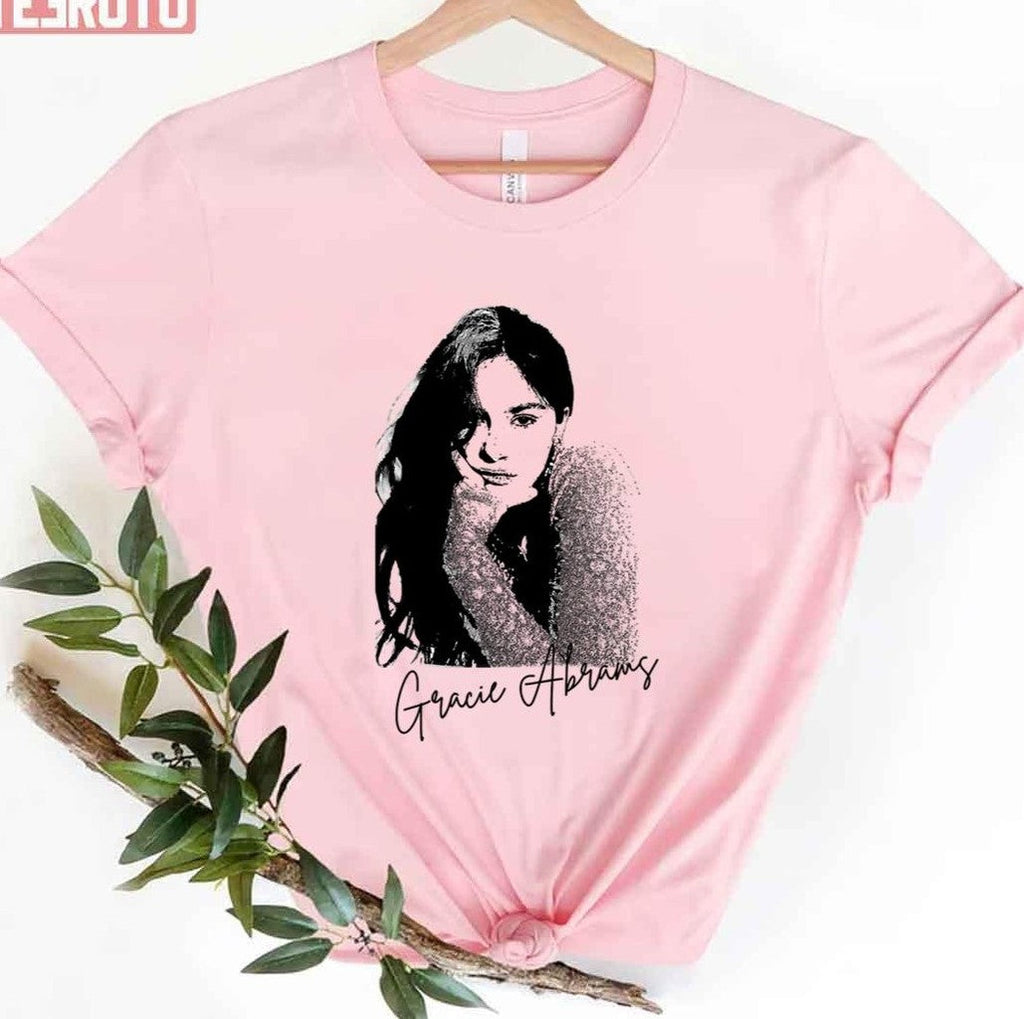 Signature Design Gracie Abrams Unisex T-Shirt