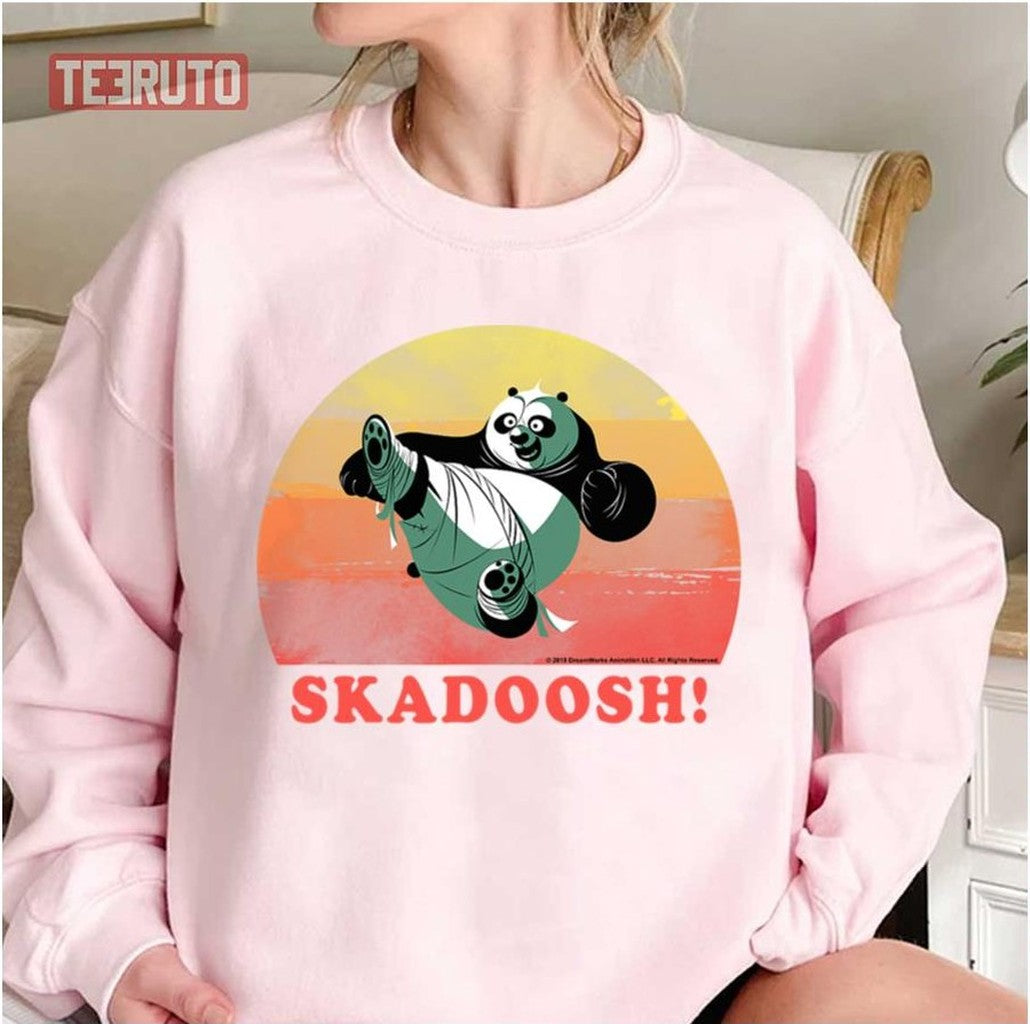 Skadoosh Retro Circle Portrait Kung Fu Panda Unisex Sweatshirt