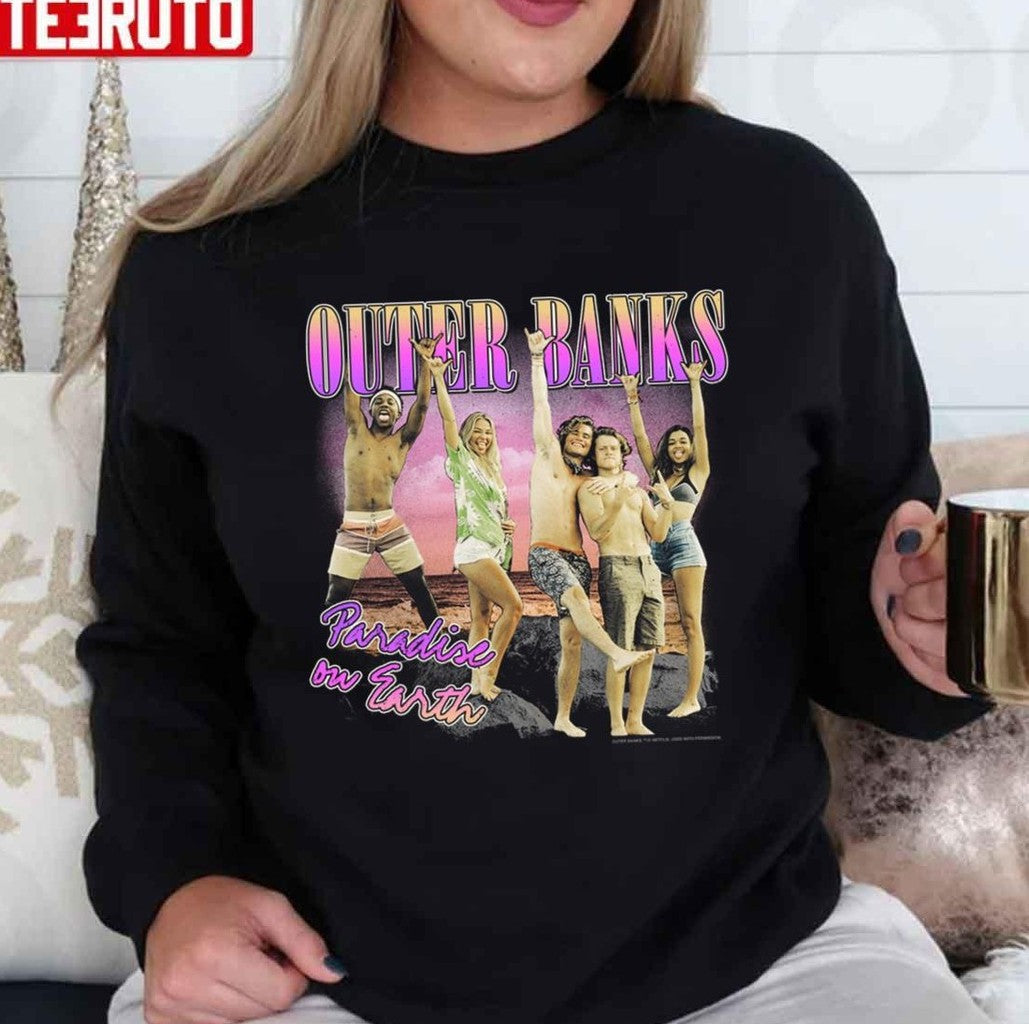 Paradise On Earth Outer Banks Group Shot Vintage Unisex T-Shirt