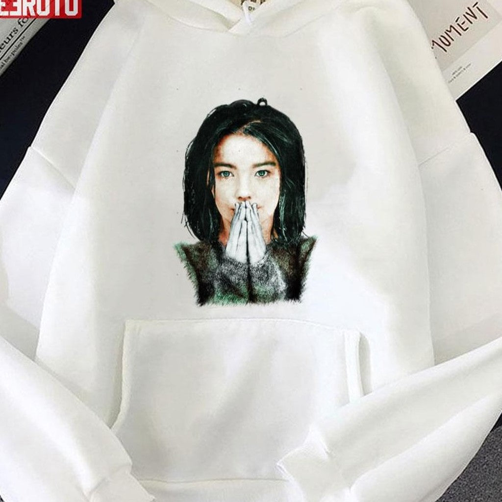 Beautiful Female Singer Bjork Björk Unisex T-Shirt
