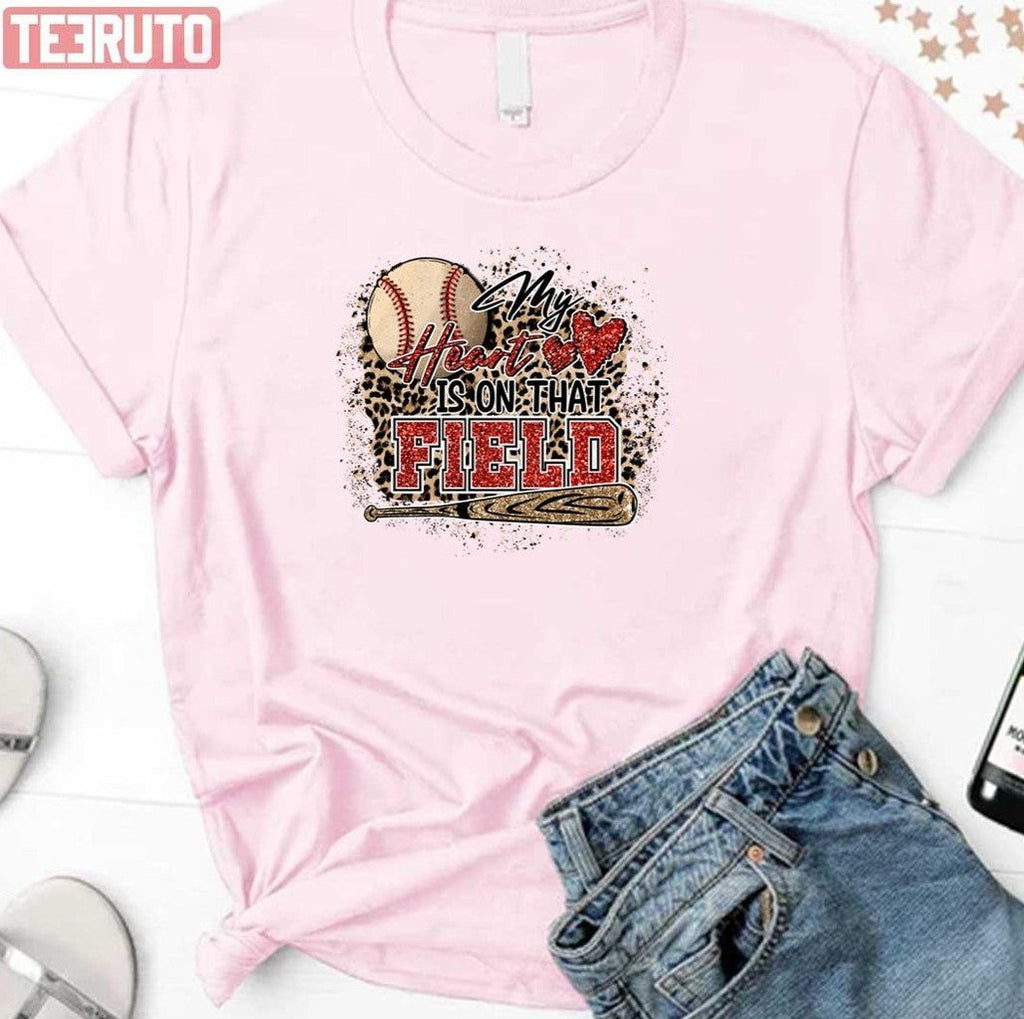 My Heart Is On That Field Baseball Mom Leopard Unisex Sweatshirt