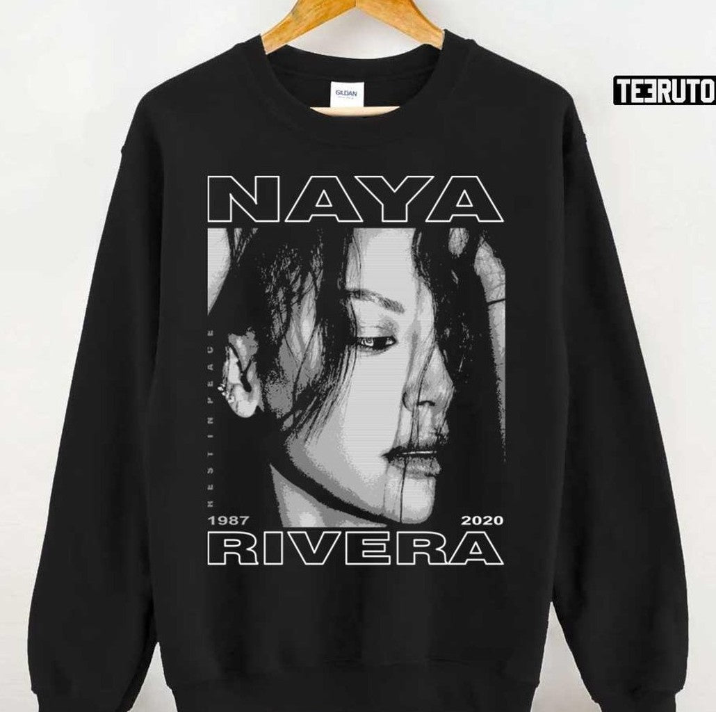 Naya Rivera Chromatic Art Black And White Unisex T-Shirt