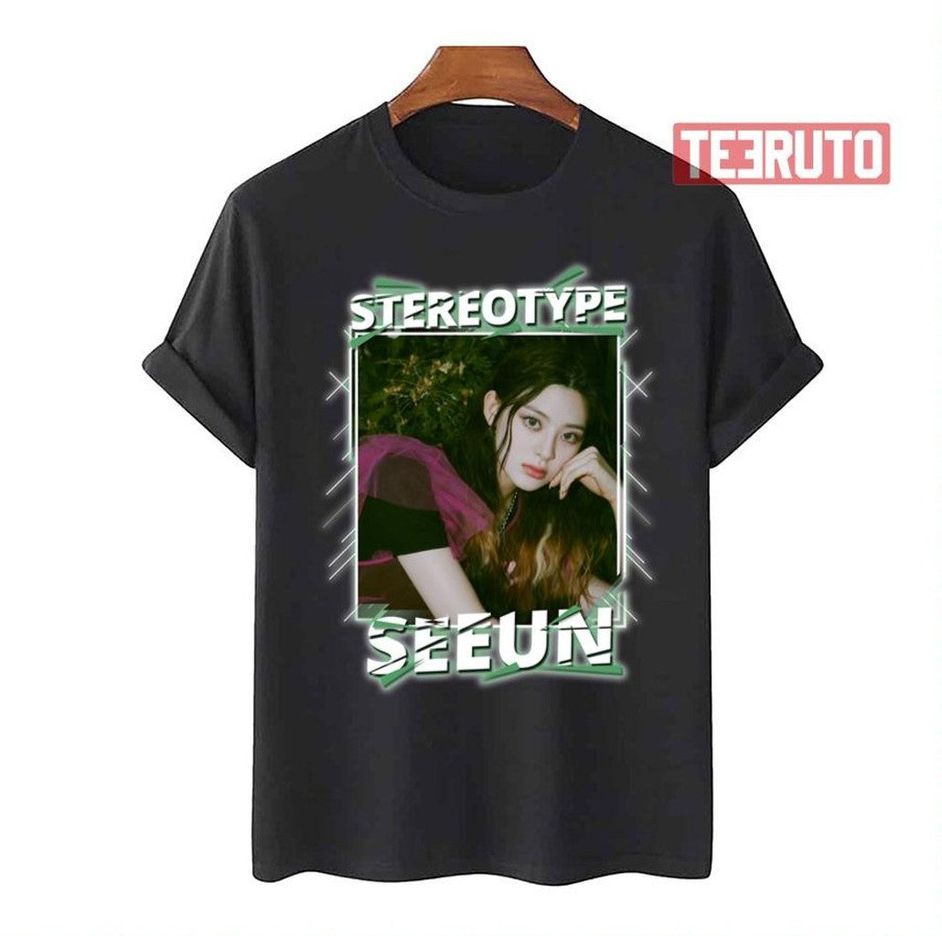 Stereotypr Design Stayc Seeun Unisex T-Shirt