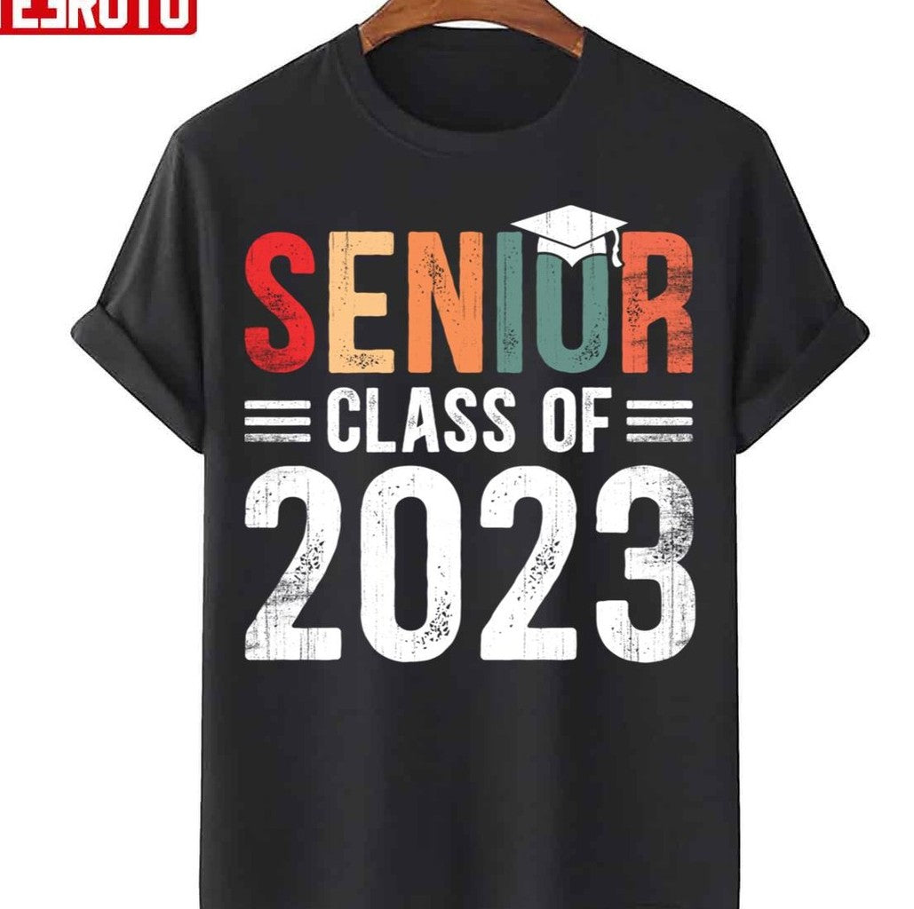 Senior Class Of 2023 Graduation Vintage Retro Unisex T-Shirt