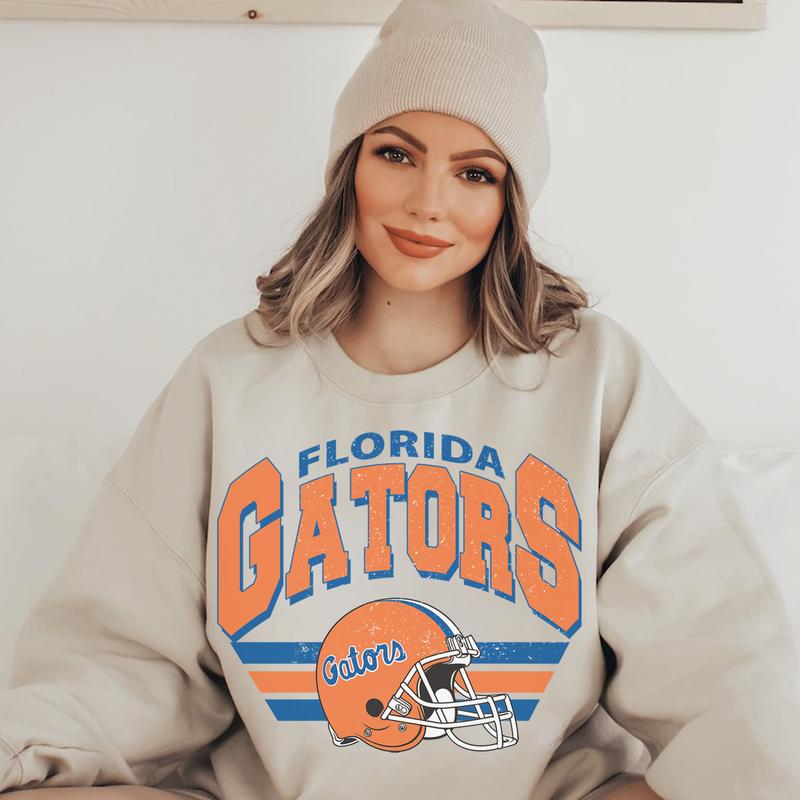 Vintage Florida Gators Football Sweatshirt, Trendy Gators Fan Gifts, NCAA Florida Game Day Style, Women's Shirt, Gator Sweatshirt Memories HSW01