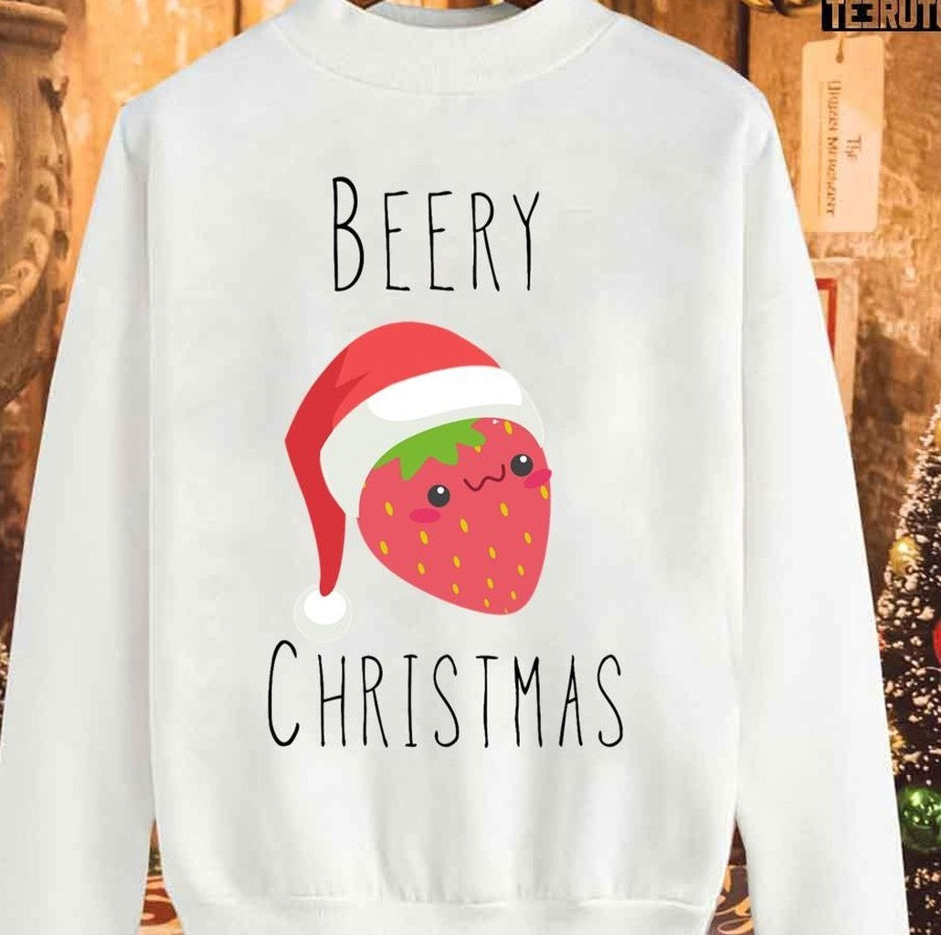 Puns Strawberry Pun Merry Funny Christmas Unisex Sweatshirt