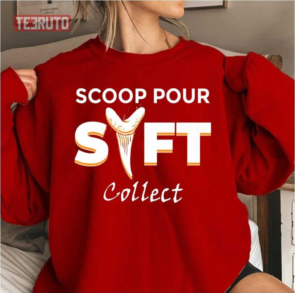 Scoop Pour Sift Col Jurassic World Unisex T-Shirt