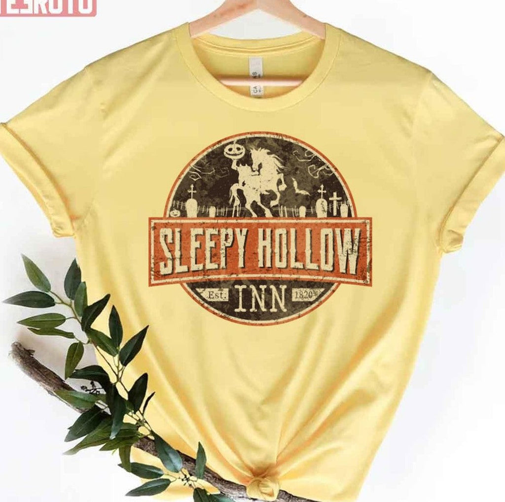 Sleepy Hollow Inn Halloween Headless Horseman Unisex T-Shirt