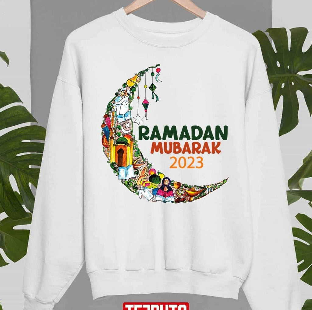 Moon Ramadan Mubarak 2023 Unisex T-shirt