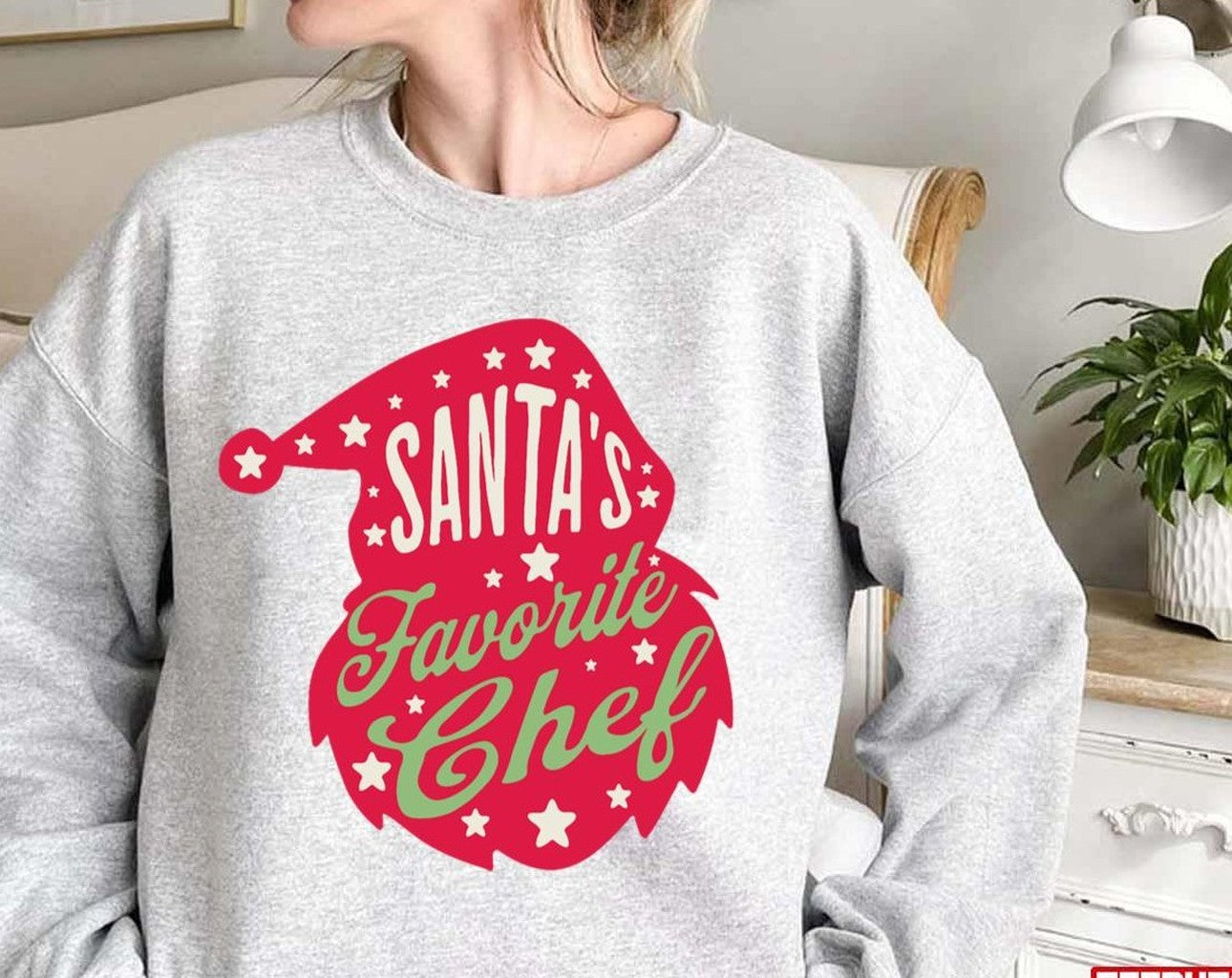Santa’s Favourite Chef Christmas Present Sweatshirt