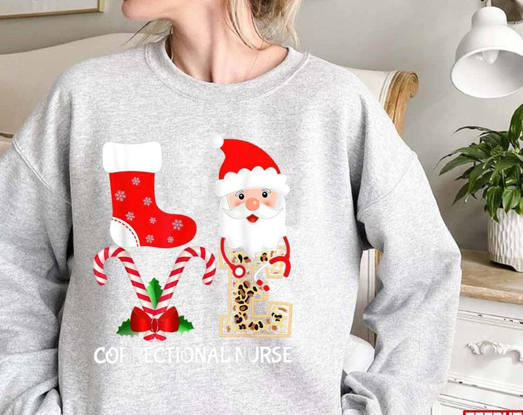 Santa Love Correctional Nurse Christmas Unisex T-Shirt