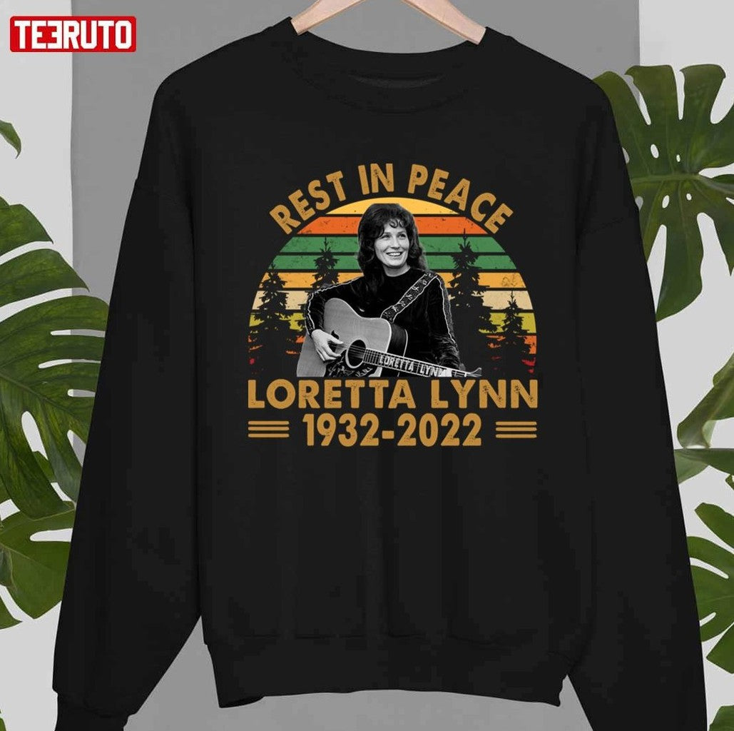 Rest In Peace Loretta Lynn Vintage Unisex T-shirt